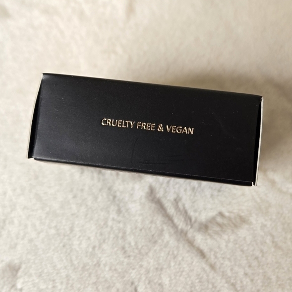 Laritzy Cosmetics Cream Highlighter In Halo - Picture 7 of 9